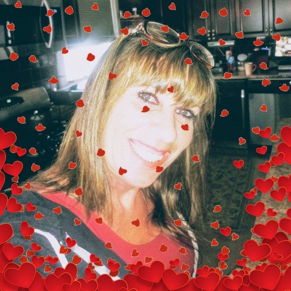 Meet your Posher, Theresa - Picture 1 of 1